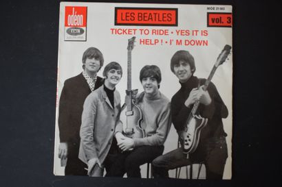 Lot de 3 vinyles
The Beatles
Odeon EMI MOE...