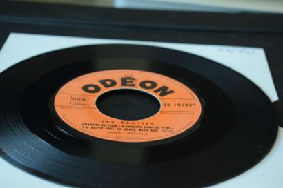 Lot de 2 vinyles
The Beatles
Odeon SO 10121...