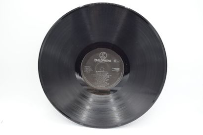 Set of 3 vinyl records
The Beatles Belgium
Apple...