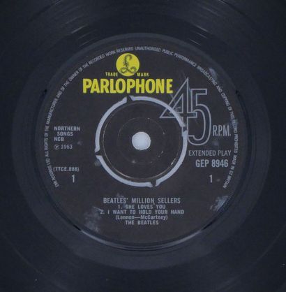Set of 3 vinyl records
Lot of 3 x 7