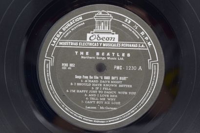 Set of 2 vinyl records
The Beatles Peruvian
Odeon...