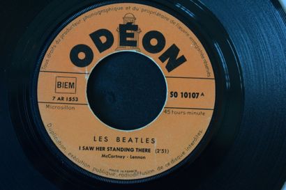Lot de 2 vinyles
The Beatles
Odeon SO 10107...
