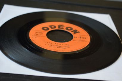 Lot de 2 vinyles
The Beatles
Odeon SO 10125...