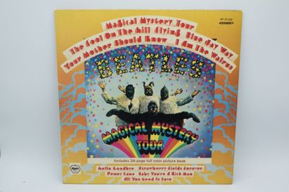Set of 2 vinyl records
The Beatles Japan
Odeon...