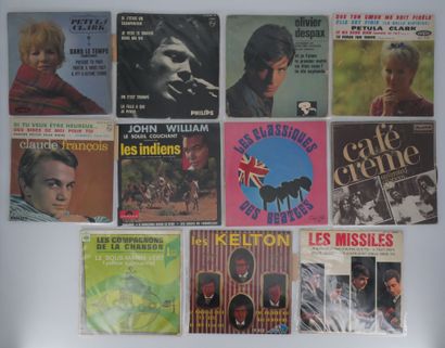 Set of 11 vinyl records
Beatles related (FR)....