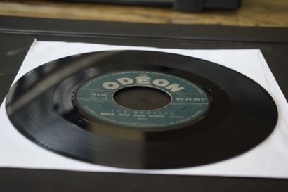 1 vinyle
The Beatles
Odeon EMI MO 20007