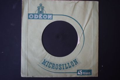 Lot de 2 vinyles
The Beatles
Odeon EMI MO...