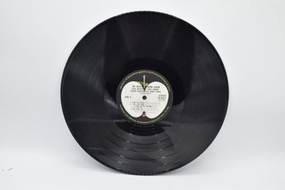 Set of 3 vinyl records
The Beatles Japan
Apple...