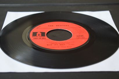 Lot de 2 vinyles
The Beatles
Odeon EMI SMO...