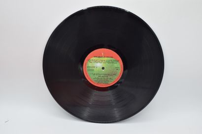 Set of 3 vinyl records
The Beatles Belgium
Apple...