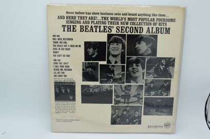 Set of 3 vinyl records
The Beatles Japan
Apple...