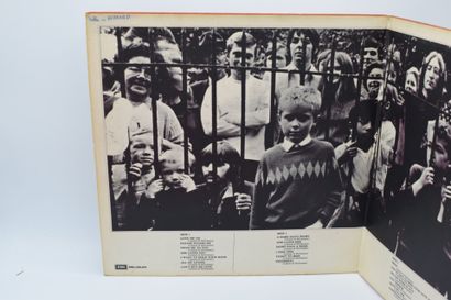 Set of 3 vinyl records
The Beatles Belgium
Apple...