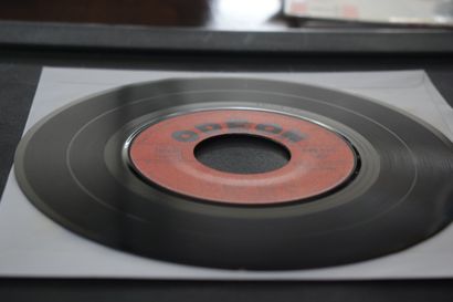 Lot de 2 vinyles
The Beatles
Odeon EMI MEO...
