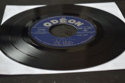 Lot de 3 vinyles
The Beatles
Odeon EMI MOE...