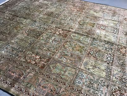 Important and fine silk Cashmere, India,...