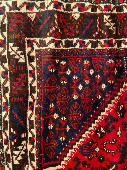 Chiraz-Quasgaï RUG (Iran) circa 1965
Chiraz-Quasgaï...