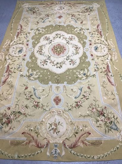 Aubusson style rug, XXth c.
Aubusson-style...