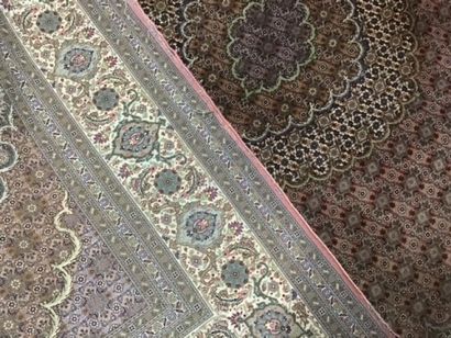 Large and fine Tabriz, Iran. Middle 20th...