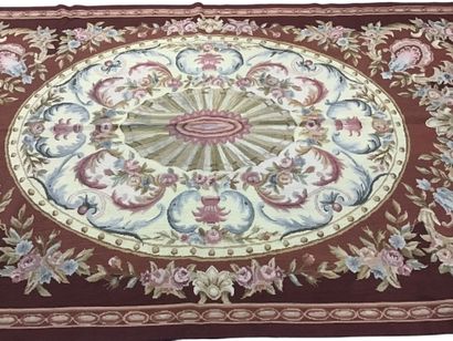 Petit point rug, XXth c.
Petit point rug.
Tobacco...