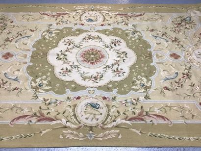 Aubusson style rug, XXth c.
Aubusson-style...