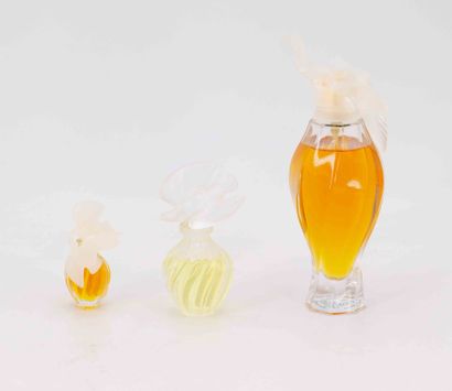 Lot of trinkets including:
- LALIQUE for...