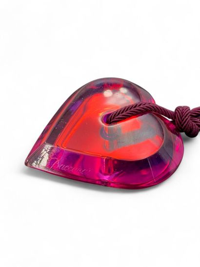BACCARAT
Pendentif cœur en cristal violet...