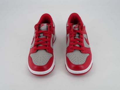 NIKE
Paire de sneakers, Dunk Low, modèle...