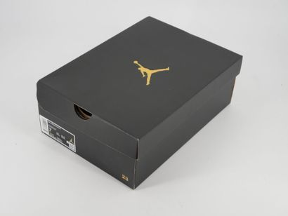 NIKE
Paire de sneakers, Air Jordan 1 Mid,...