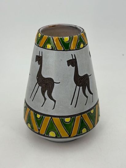 VALLAURIS
Ceramic service including: two...