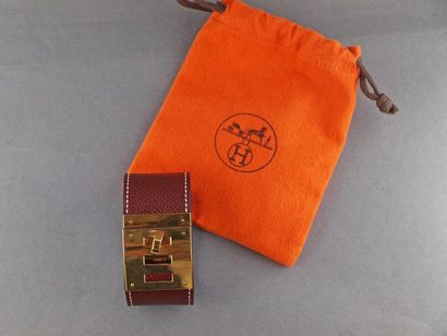HERMES Paris, bracelet Kelly en cuir large...