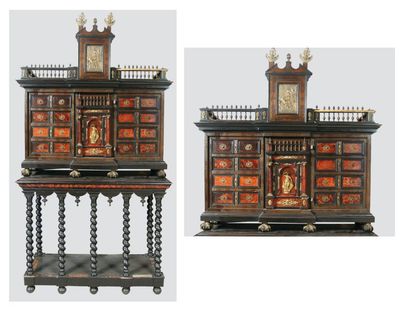 Cabinet à tiroirs multiples et porte centrale...