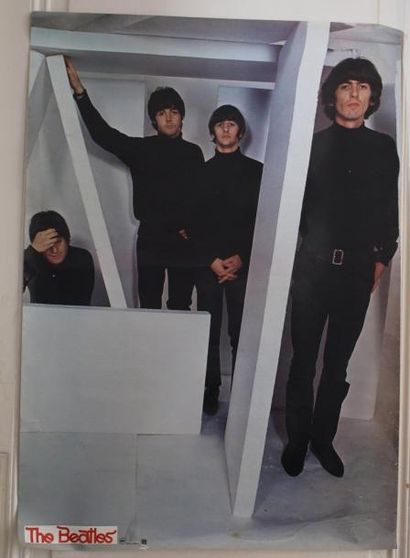 THE BEATLES : 2 posters, Japan, 84 x 59 et...