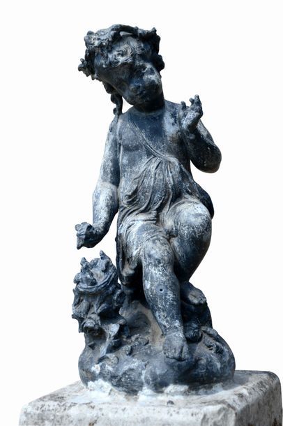 Statue en plomb représentant une jeune fille....
