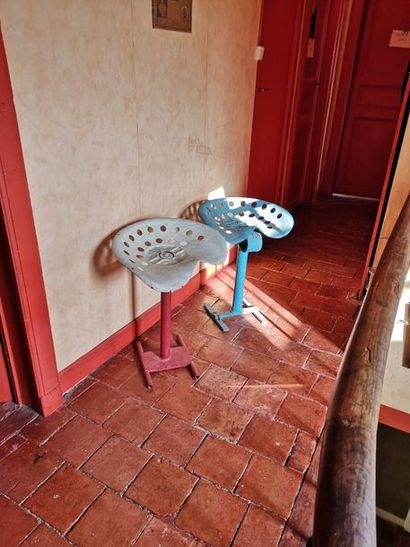 Set of two metal stools, high tractor seat....