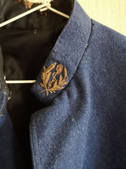 Veste d'officier bleu de la première guerre...