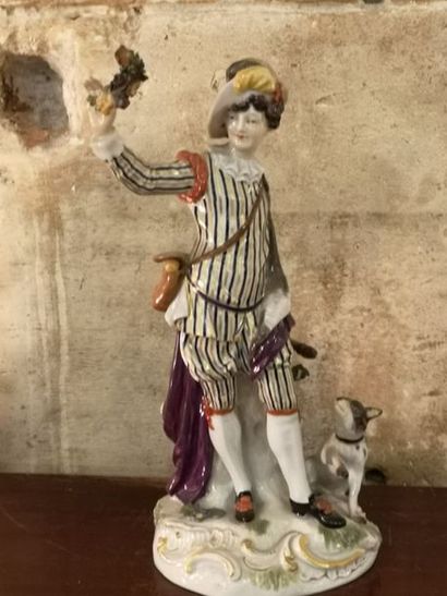 Sujet en porcelaine polychrome figurant un...