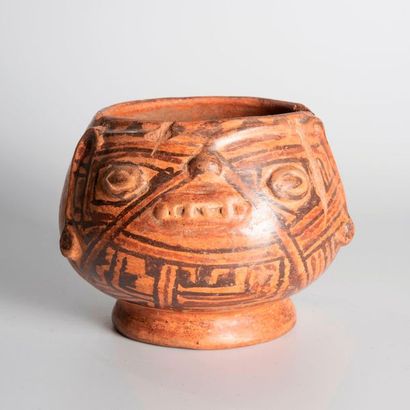 Vase anthropomorphe

Les yeux en forme de...