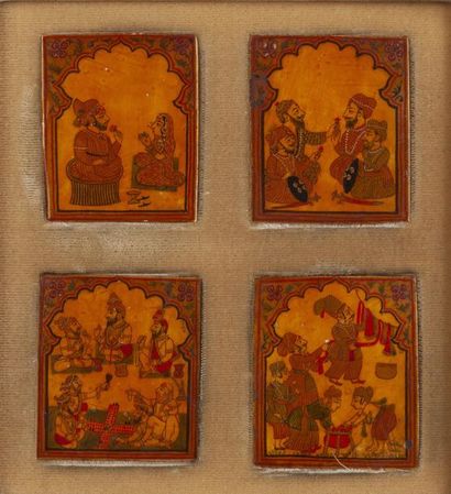 Quatre cartes jouer, ganjifa.

Cartes présentant...