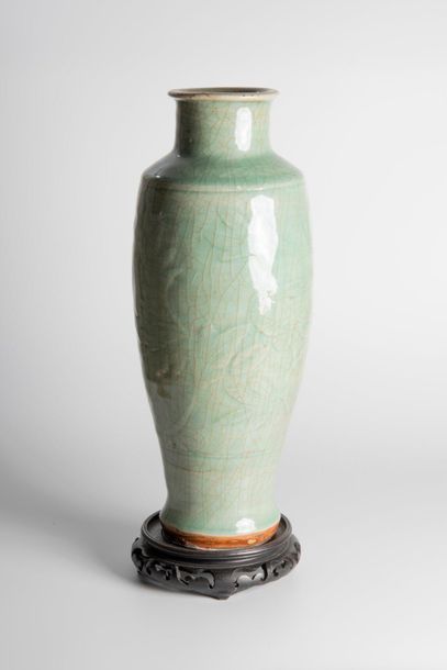 Vase balustre céladon