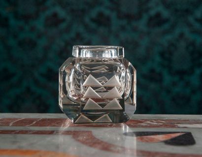 Cut glass inkwell decorated with geometrical...