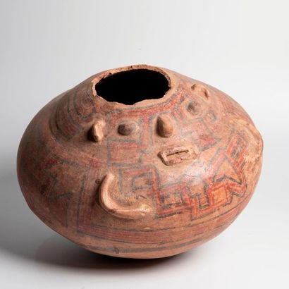 Vase globulaire anthropomorphe

Terre cuite...