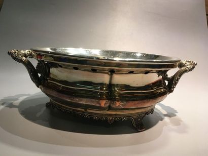 Chauffe plat en métal argenté à décor de...