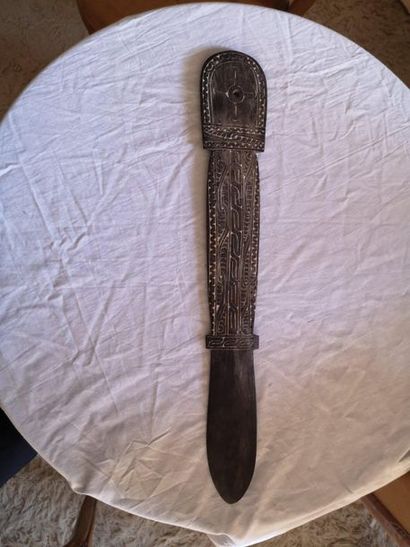 ASMAT, Irian Jaya, Indonésie

Poignard de...