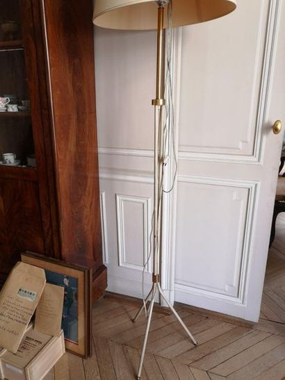 Lampadaire en tole