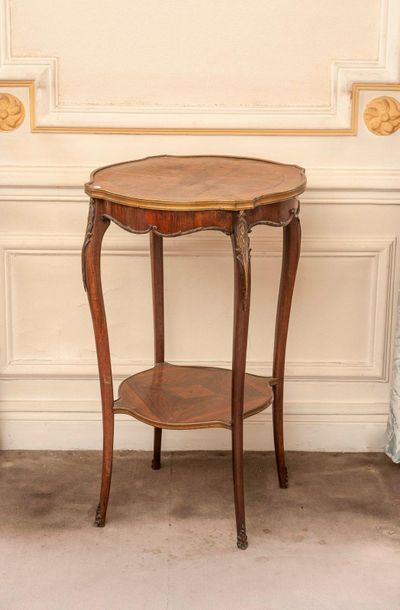 Table de Salon de forme ronde, plateau et...