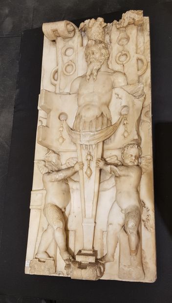 
Important pair of marble high reliefs presenting...