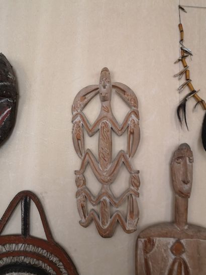 Ensemble d’objets ethnographiques Asmat collecté...