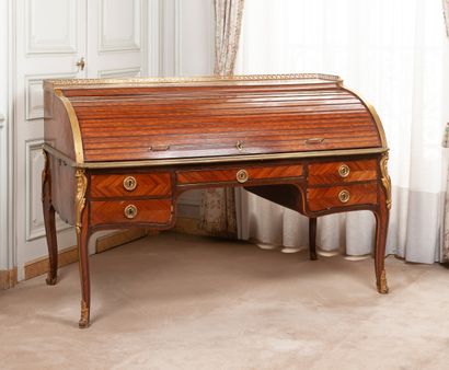 Léonard BOUDIN (1735-1807) 

Large bureau...