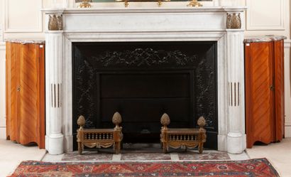 
A pair of rosewood veneered corner cabinets...