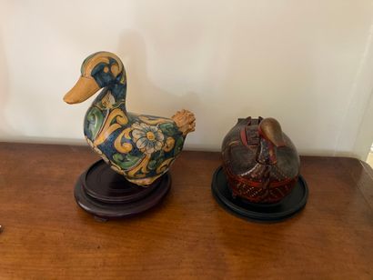 Modern trinkets including duck collectio...